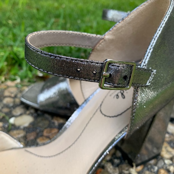 Silver Block Heel Sandal (NWOT) - Picture 9 of 13